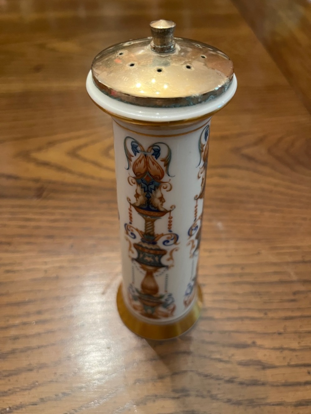 Lenox Lido Salt Shaker